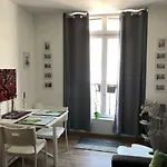 Centre Historique Proche Chateau Et Lägenhet *